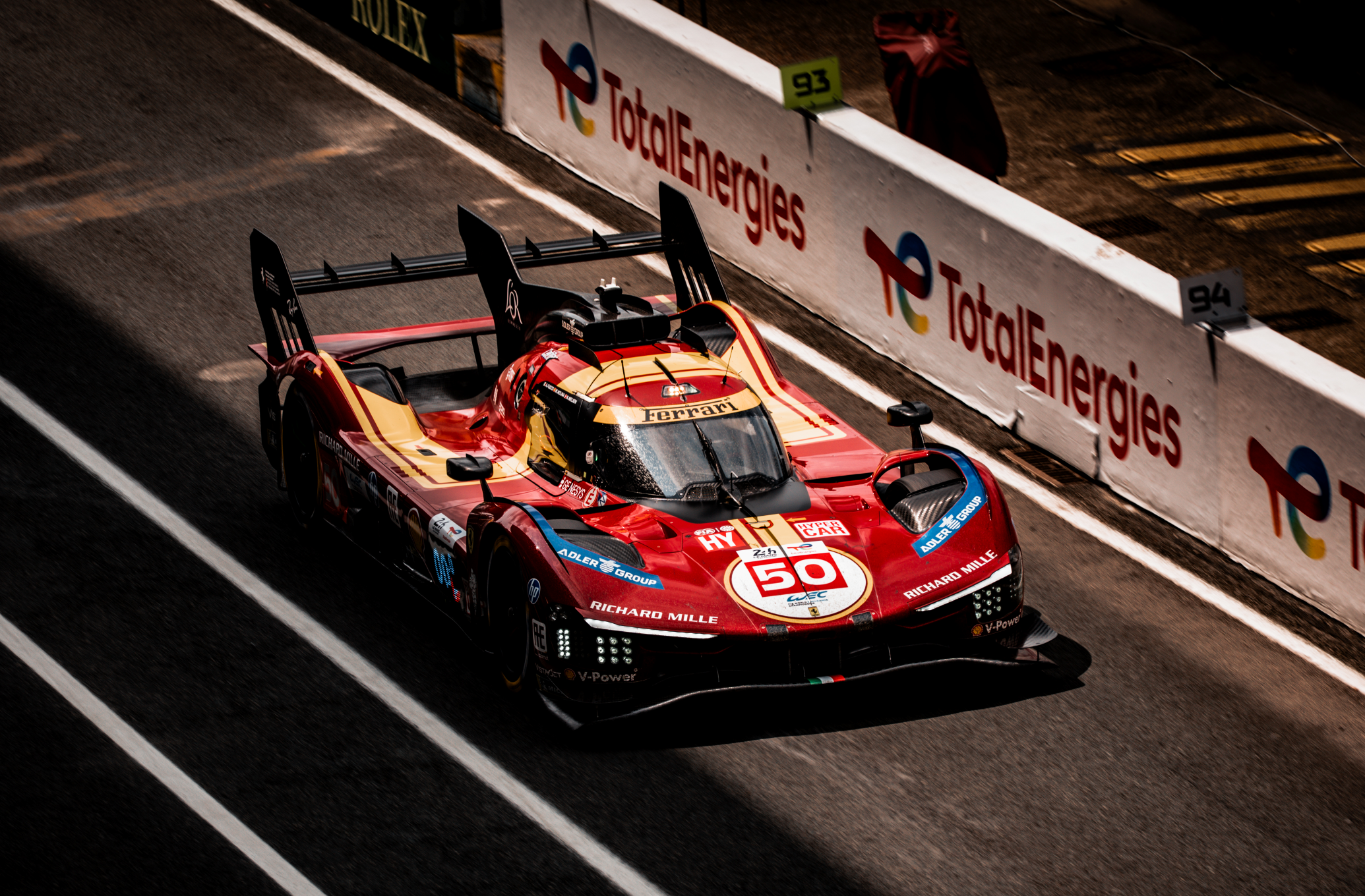 24H DU MANS 2025 ferrari 50 voie des stands